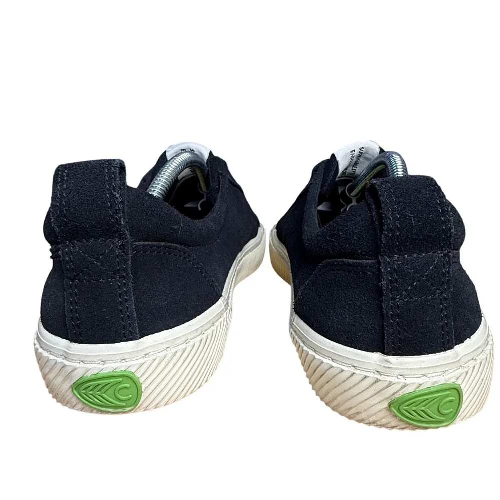 Cariuma‎ OCA Low Black Canvas Suede Sneakers Womens 9.5 Mens 8 100102B01M